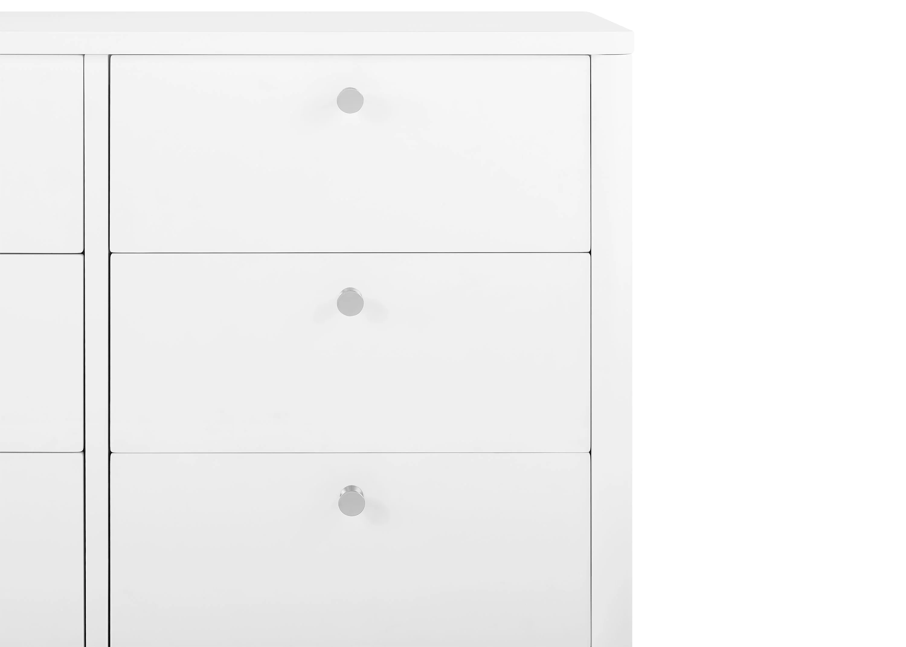 Brooks 6 Drawer Dresser with Interlocking Drawers - Image 29